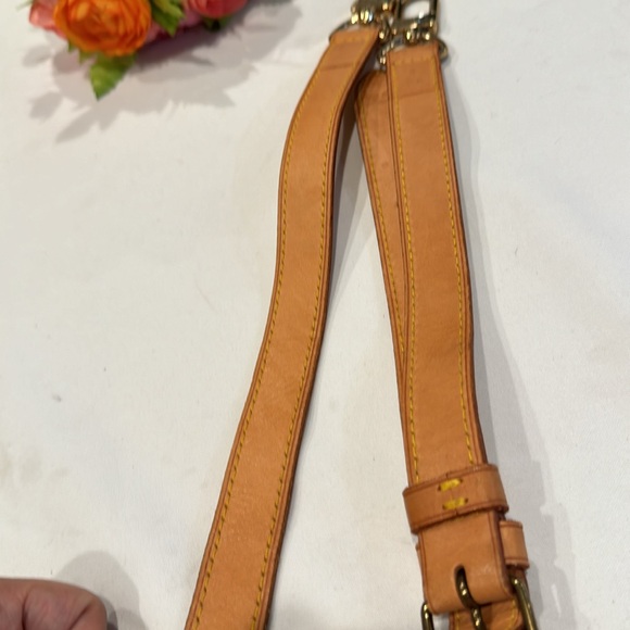 Authentic Louis Vuitton Keepal Bandolier strap with shoulder pad - Picture 9 of 9